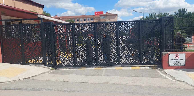 Metal Bah&ccedil;e Kapısı İmalatı